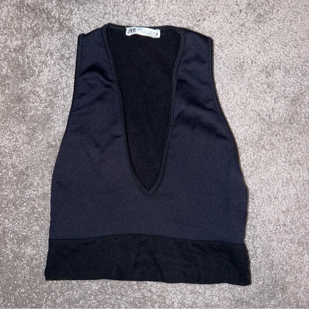 ✨3 FOR $15 SALE✨ Zara Black Ribbed Mesh Top